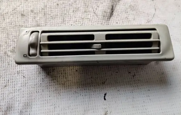 Volkswagen Transporter - Caravelle T4 Dash center air vent grill 703820963