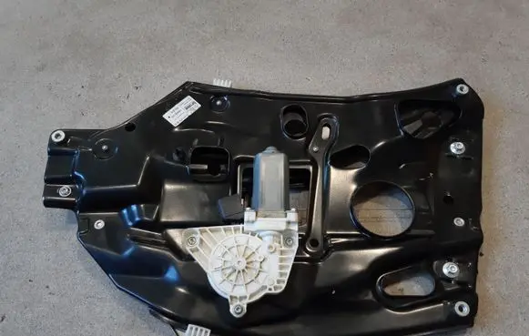 Mercedes-Benz S C217 Rear window lifting mechanism without motor A2176702600 A2079061200