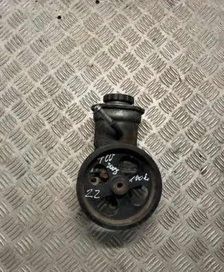 Toyota Corolla Verso AR10 Power steering pump