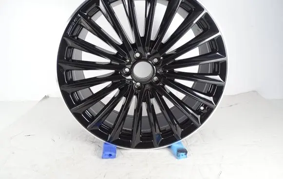 Mercedes-Benz EQE v295 Original wheel cap A2954012500