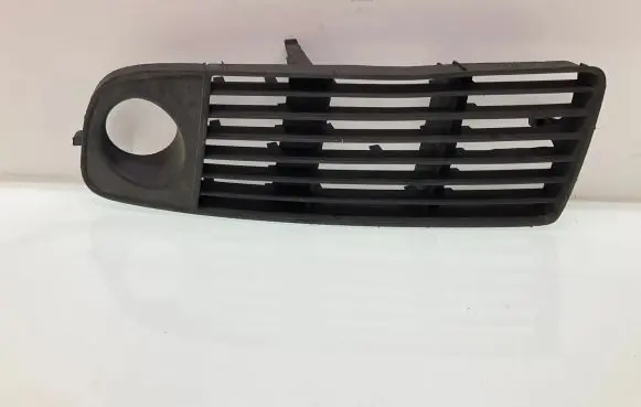 Audi A6 S6 C5 4B Front bumper lower grill 4B0807681G
