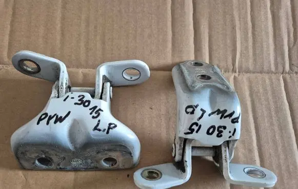Hyundai i30 Front door hinge set 
