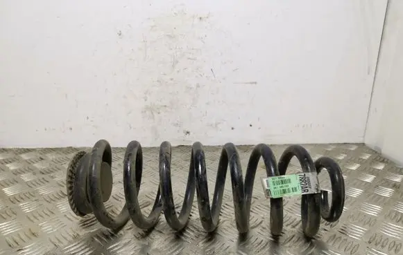 Jeep Cherokee Rear coil spring 68157882AB