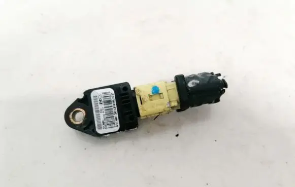 Hyundai Accent Airbag deployment crash/impact sensor 959203k100 95920-3k100