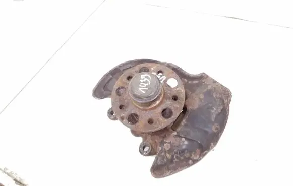 Mercedes-Benz C W203 Front wheel hub spindle knuckle