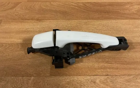 Volvo V50 Rear door exterior handle 30784202