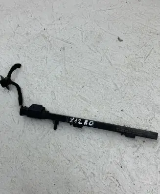 Peugeot 208 Aerial antenna amplifier A12010812