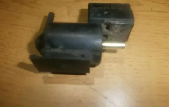 Mazda MPV Turbo solenoid valve k5t49093