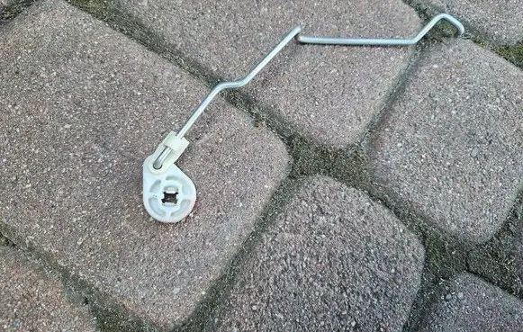 Opel Vivaro Rear door interior handle 