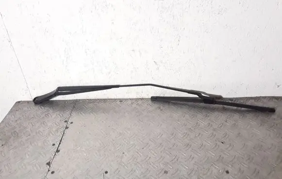 Volkswagen Golf VII Front wiper blade arm 5G1955410A