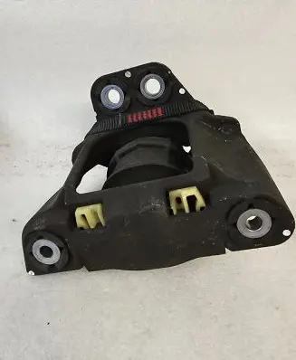 Volvo XC90 Engine mount bracket 31686885