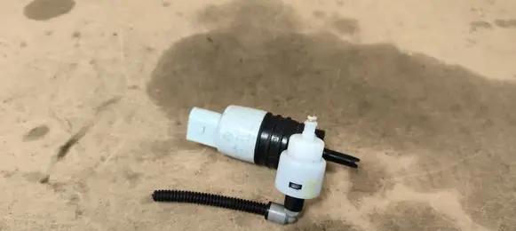 Mercedes-Benz E W238 Windscreen/windshield washer pump A0998660021