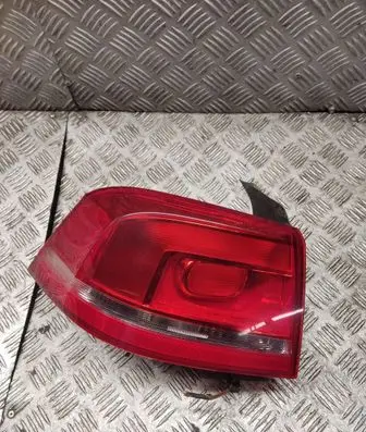 Volkswagen PASSAT B7 Rear/tail lights 3ae945095f