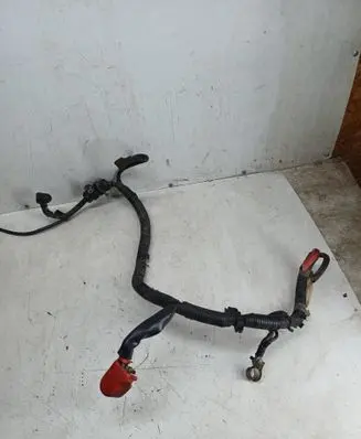 Suzuki Grand Vitara I Positive cable (battery) 