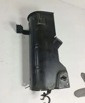 Volkswagen Multivan T5 Fuel filter housing 