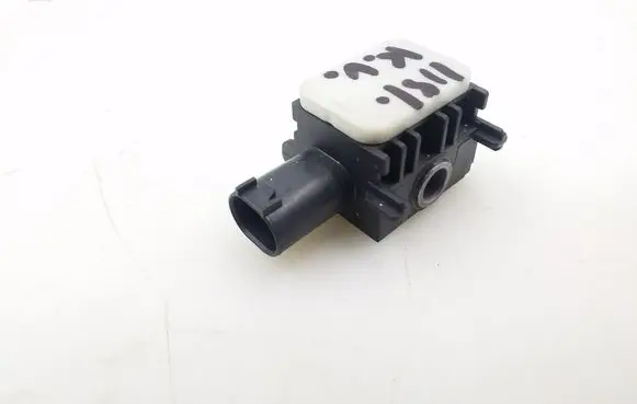 Mercedes-Benz R W251 Airbag deployment crash/impact sensor A0038202826