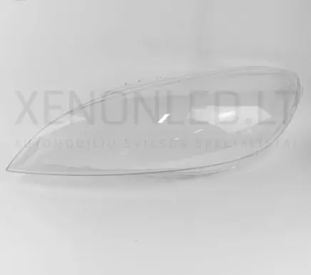 Volvo V40 Headlight lense 