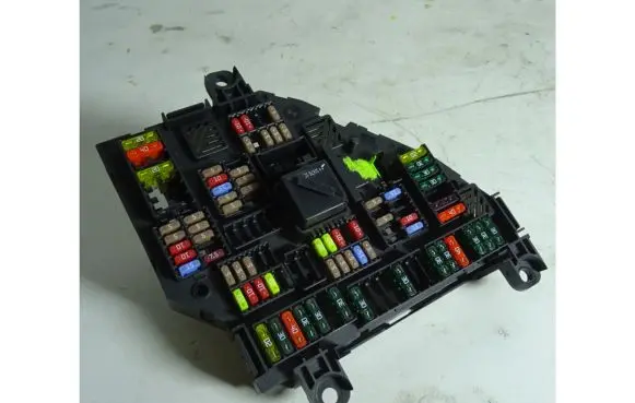 BMW 5 F10 F11 Fuse box set 9252813