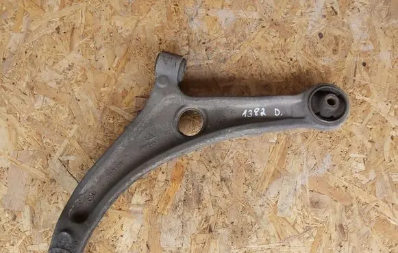 Hyundai i40 Front lower control arm/wishbone