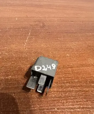 Mercedes-Benz A W169 Other relay A0025422619 D248
