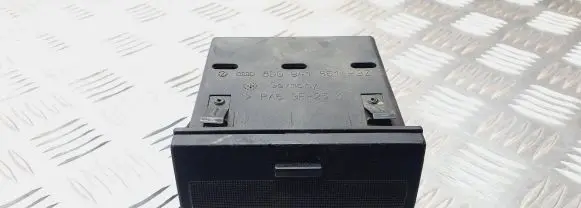 Audi A4 S4 B5 8D Dashboard storage box/compartment 8D0941561 8D0941561HBZ
