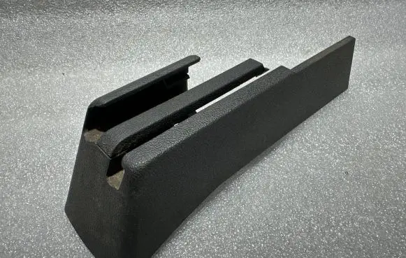 Audi Q7 4L Front passenger seat rail trim 7L0881097A