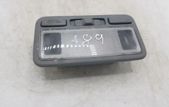 Honda HR-V Front seat light OEW32024