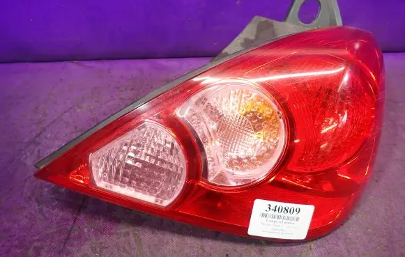 Nissan Versa Rear/tail lights 26550EM01A