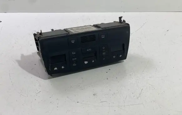 Audi A6 S6 C5 4B Climate control unit 4B0820043Q