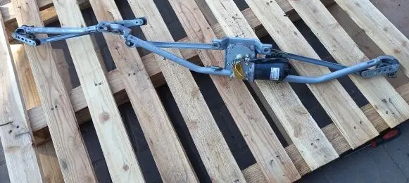 Opel Zafira A Front wiper linkage 