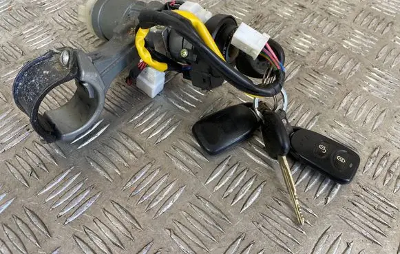 Hyundai Tucson JM Ignition lock 
