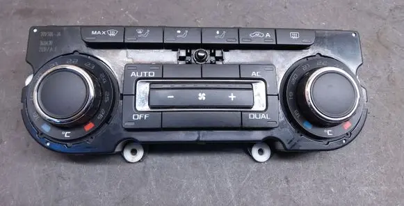Skoda Octavia Mk2 (1Z) Climate control unit 3T0907044AR 5HB00974944