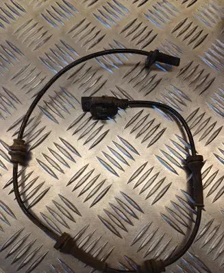 Alfa Romeo Giulietta ABS rear brake sensor 51850919