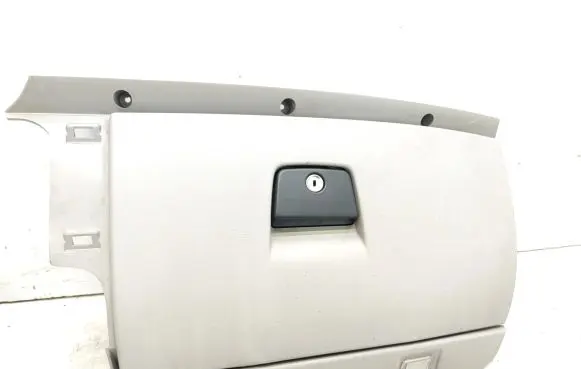 Volvo C70 Glove box 8626141