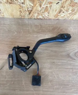 Volkswagen Golf III Wiper control stalk 1H6953503AB 400746