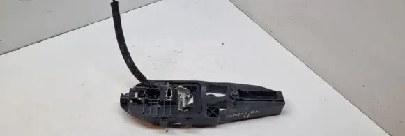 Rear door exterior handle/bracket
