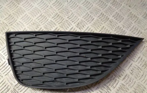 Seat Ibiza IV (6J,6P) Front fog light trim/grill M8725 6J0853665