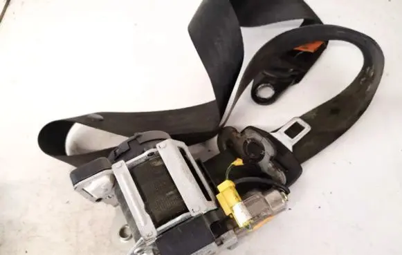 Alfa Romeo 147 Front seatbelt c481