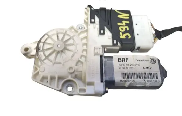 Volkswagen Touran I Rear door window regulator motor 1K0959703B 993424100