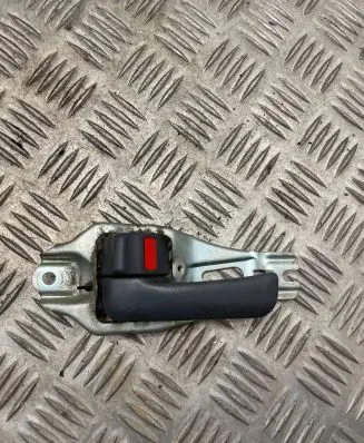 Toyota RAV 4 (XA10) Rear door interior handle
