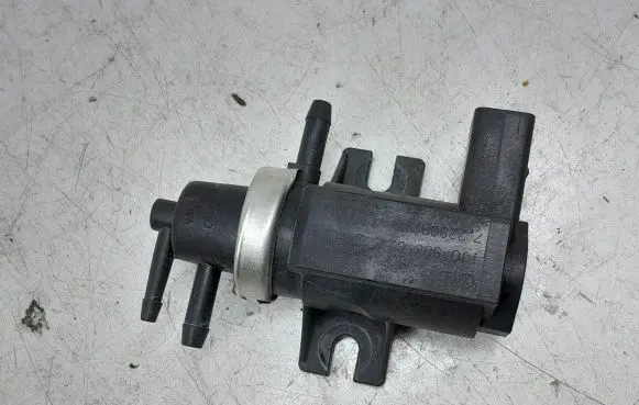 Skoda Fabia Mk1 (6Y) Turbo solenoid valve 1J0906627