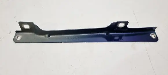 Fender mounting bracket