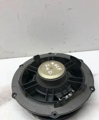 Volkswagen Golf V Rear door speaker