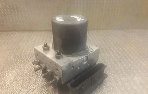Mercedes-Benz A W169 ABS Pump 0044319212