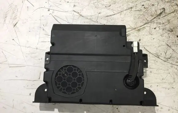 Honda CR-V Subwoofer speaker 84610T1GE032M1