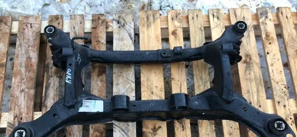 Volvo XC60 Rear axle beam 