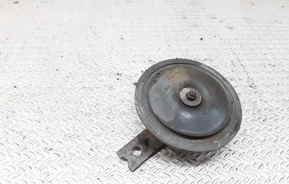 KIA Sorento Horn signal E428R000033
