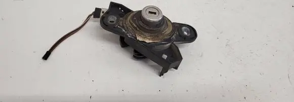 Opel Vectra C Tailgate exterior lock 