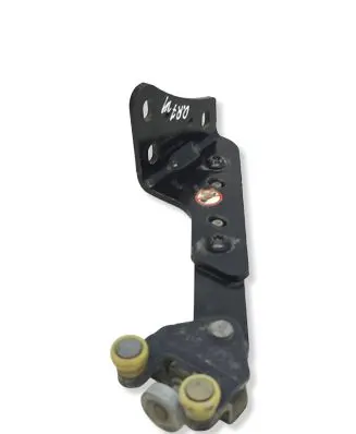 Toyota Proace Sliding door lower roller guide/hinge 98080758 08C797969M03 SU001A4038