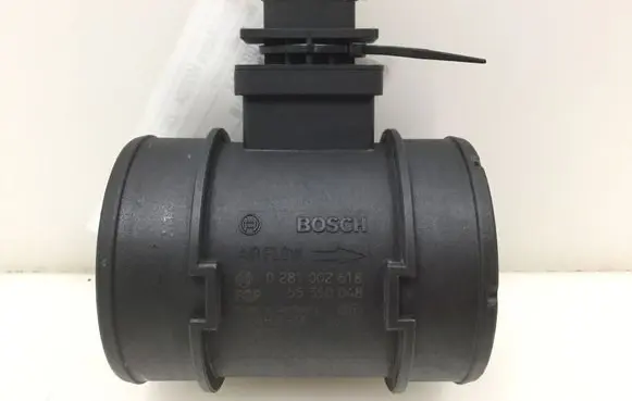 Opel Astra H Mass air flow meter 0281002618